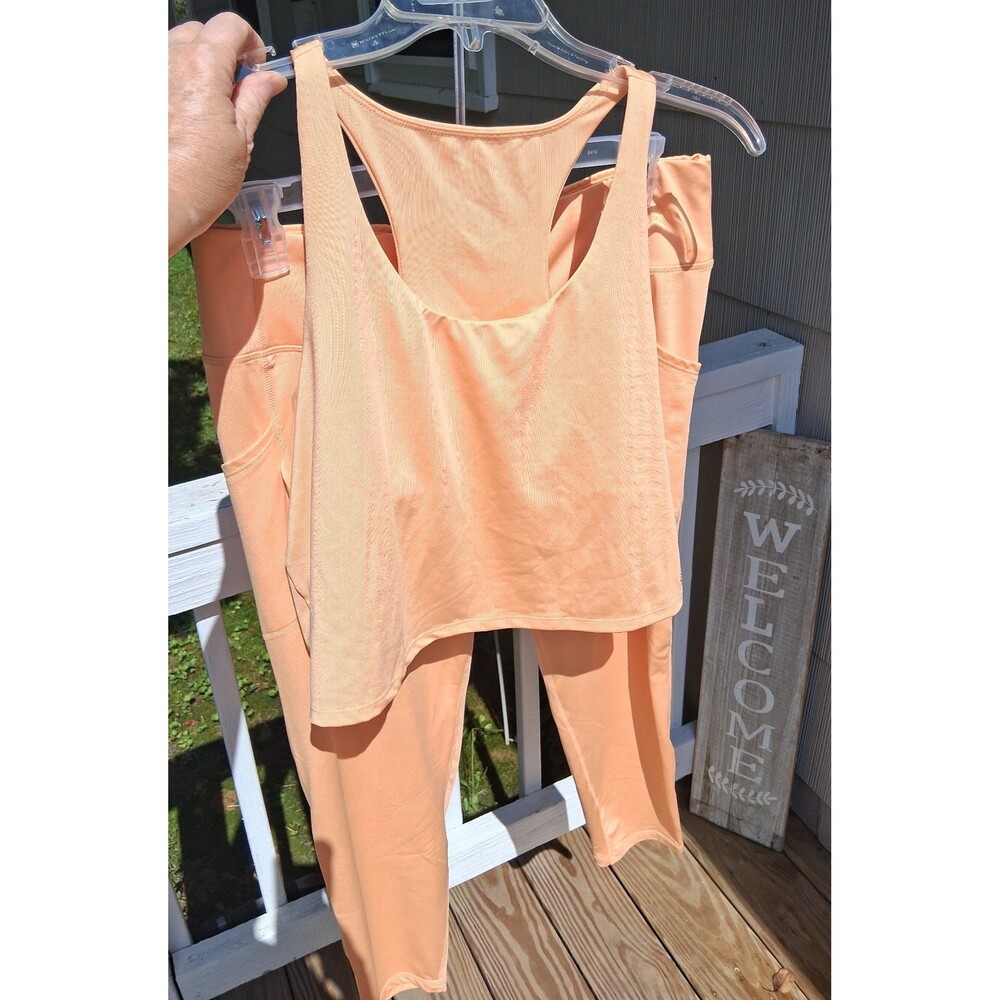 380 Women's XL Peach Orange Athletic Sports Bra Tank Top & Leggings Set